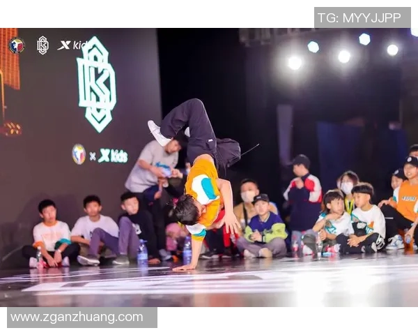 南京滑板队在世界街舞大赛中的速度表现引发热议与赞赏