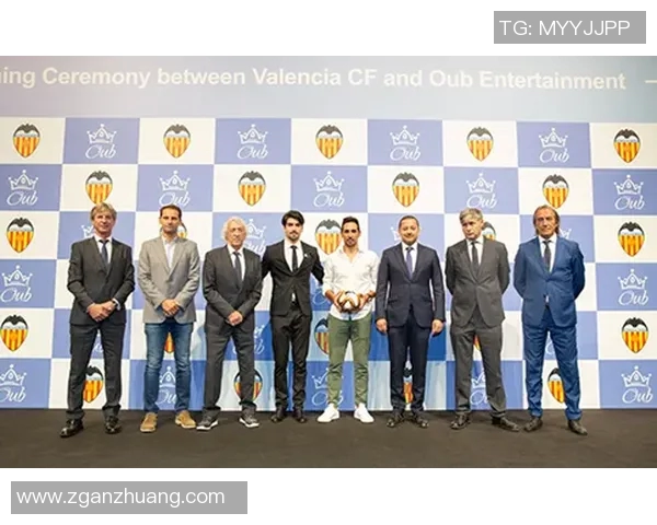 皇冠足球明星代言人助力品牌形象提升与市场拓展新机遇