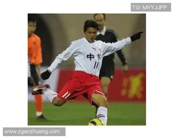 足球明星李华的个人资料与精彩瞬间全解析 足球明星李华的个人资料与精彩瞬间全解析