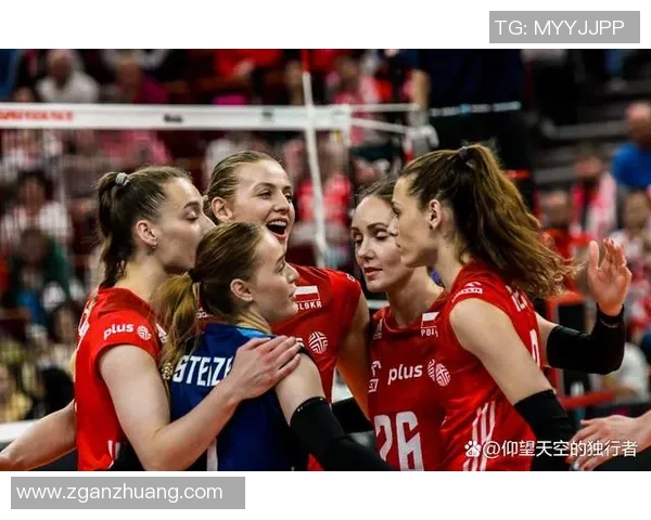 重庆羽毛球队在世锦赛积分榜上以62分稳居第一名展现强劲实力